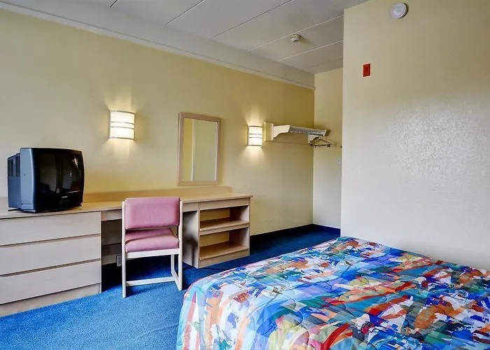 6-joliet, Il - I-80 Hotel 3*