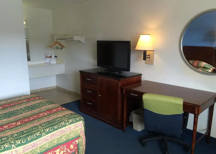 Hotel 6-joliet, Il - I-80 3*